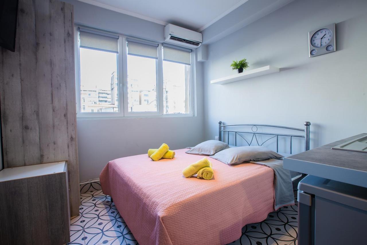 Modiano Studios Center-Your Urban Stay Tesalonika Bagian luar foto
