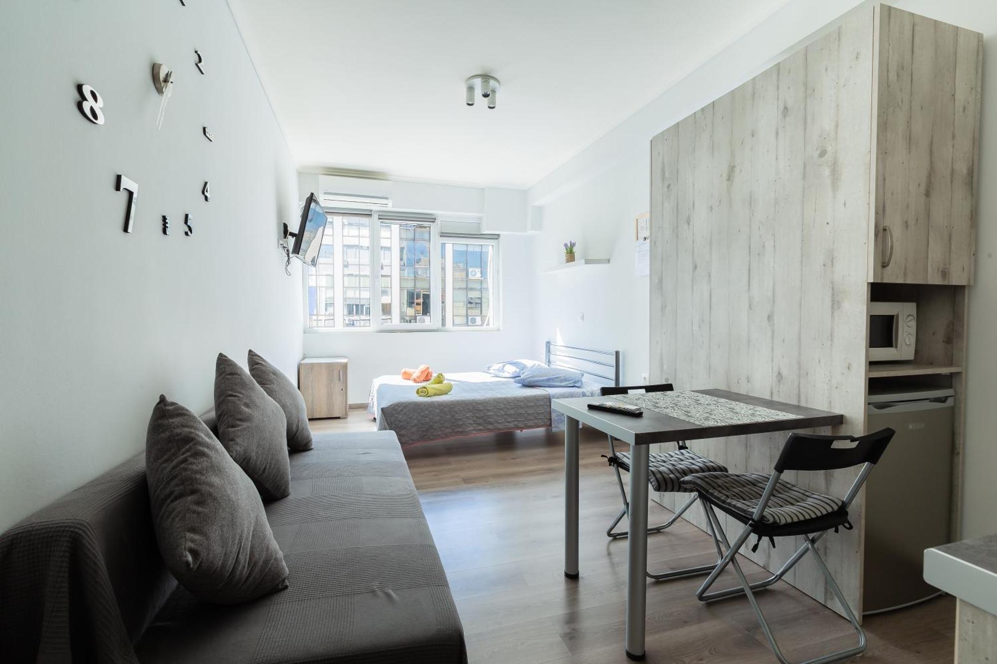 Modiano Studios Center-Your Urban Stay Tesalonika Bagian luar foto