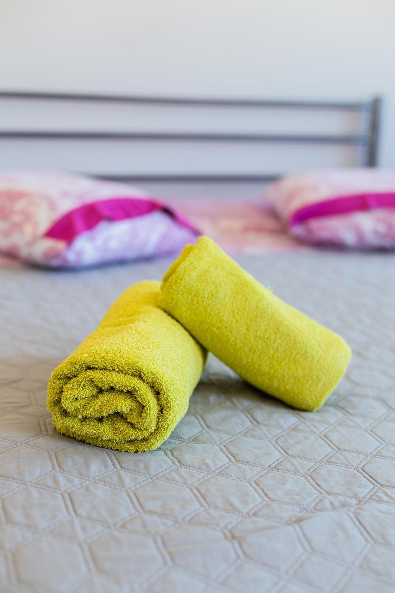 Modiano Studios Center-Your Urban Stay Tesalonika Bagian luar foto