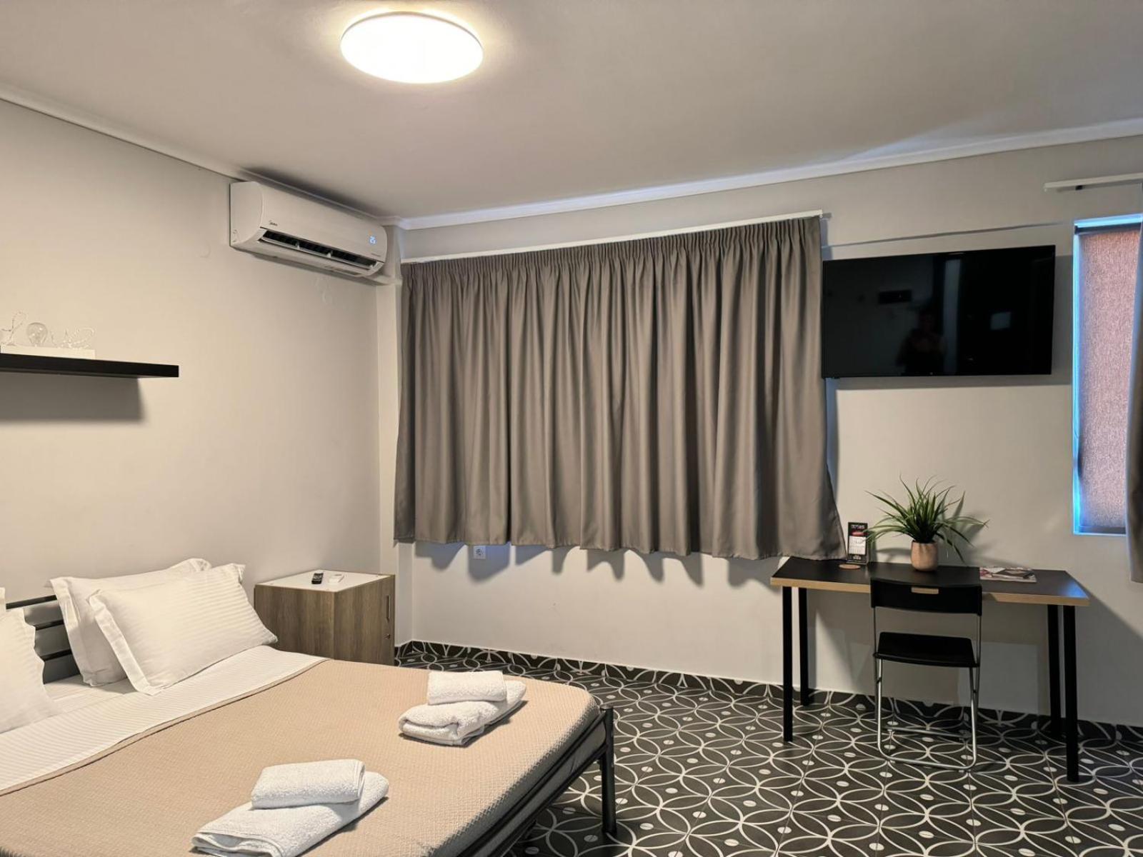 Modiano Studios Center-Your Urban Stay Tesalonika Bagian luar foto